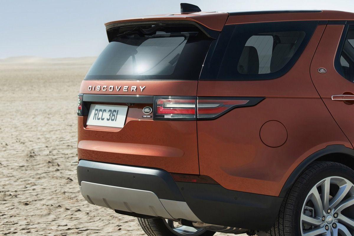 Land-Rover-Discovery-03.jpg