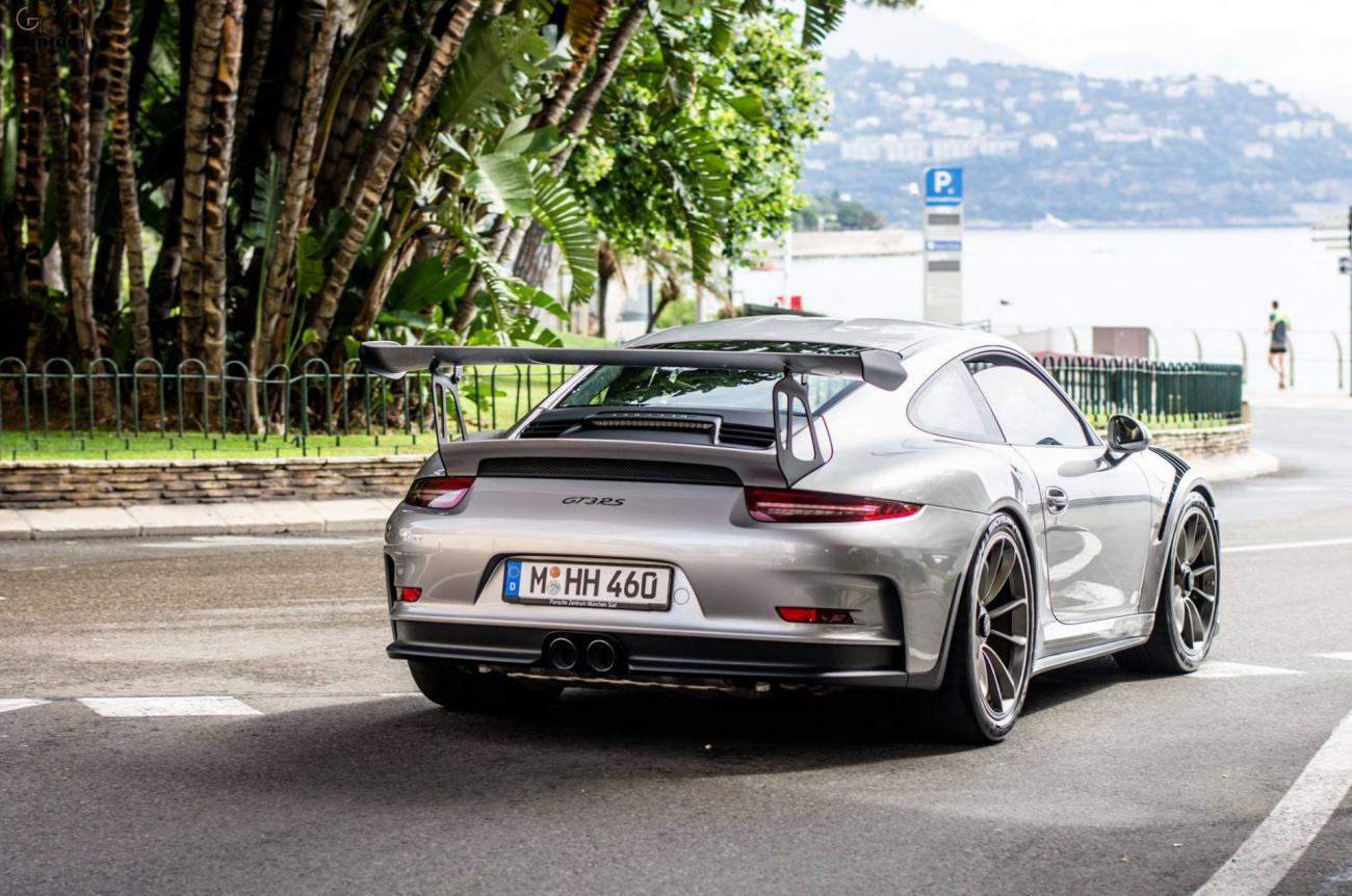 gt3rs.jpg