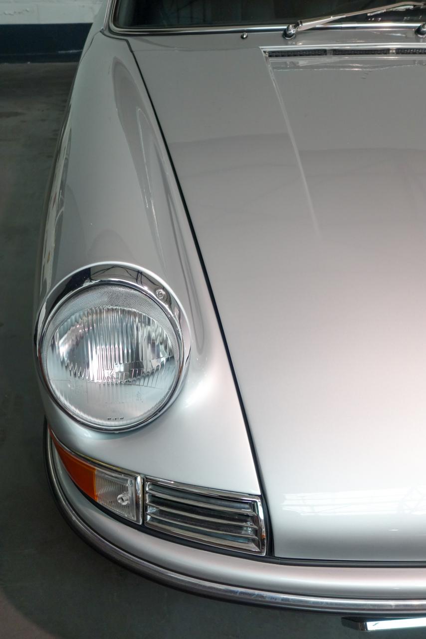 5a32aa0eea34e_3-silvermetallic.jpg.c5d23033213fc4fff47251fbce299432.jpg
