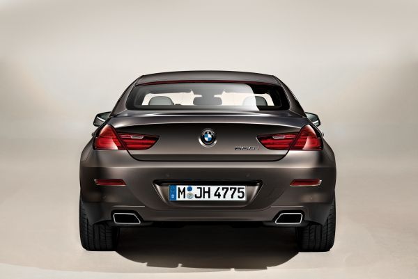 P90087065_lowRes_the-new-bmw-650i-gra.jpg.01dd540e63e0802b57e5e905f91c7dbf.jpg