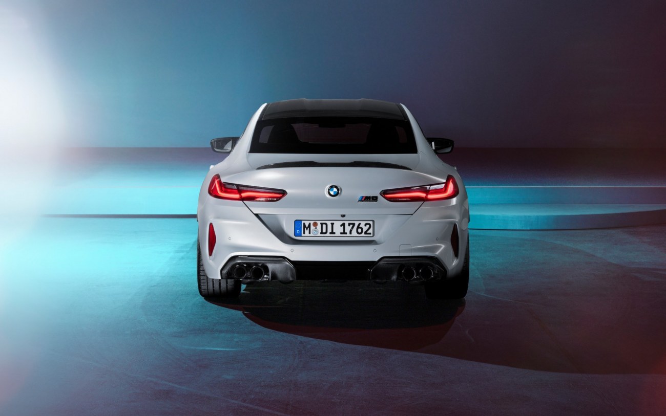 _content_dam_bmw_marketBMW_M_common_topics_magazine-article-pool_2019_bmw-m-wallpaper_bmw-m8-gran-coupe-hockenheim-mi-04.thumb.jpg.4ffb9374df97d103a3a026522a3124c9.jpg
