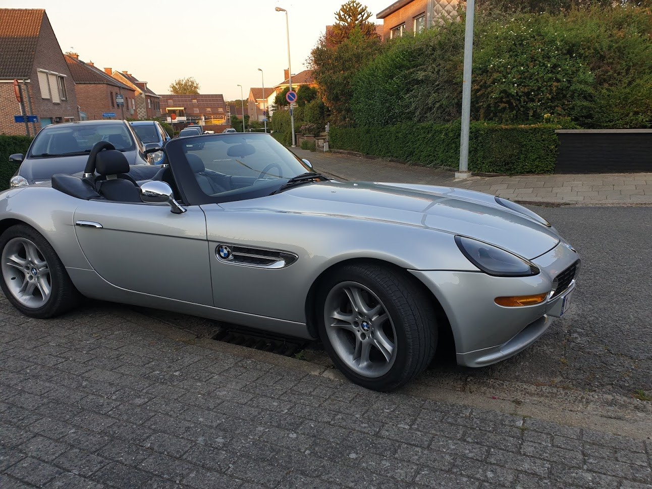 z8-01.jpg.bae2f51c3e088f9bbe49d3f46e1bc2d0.jpg