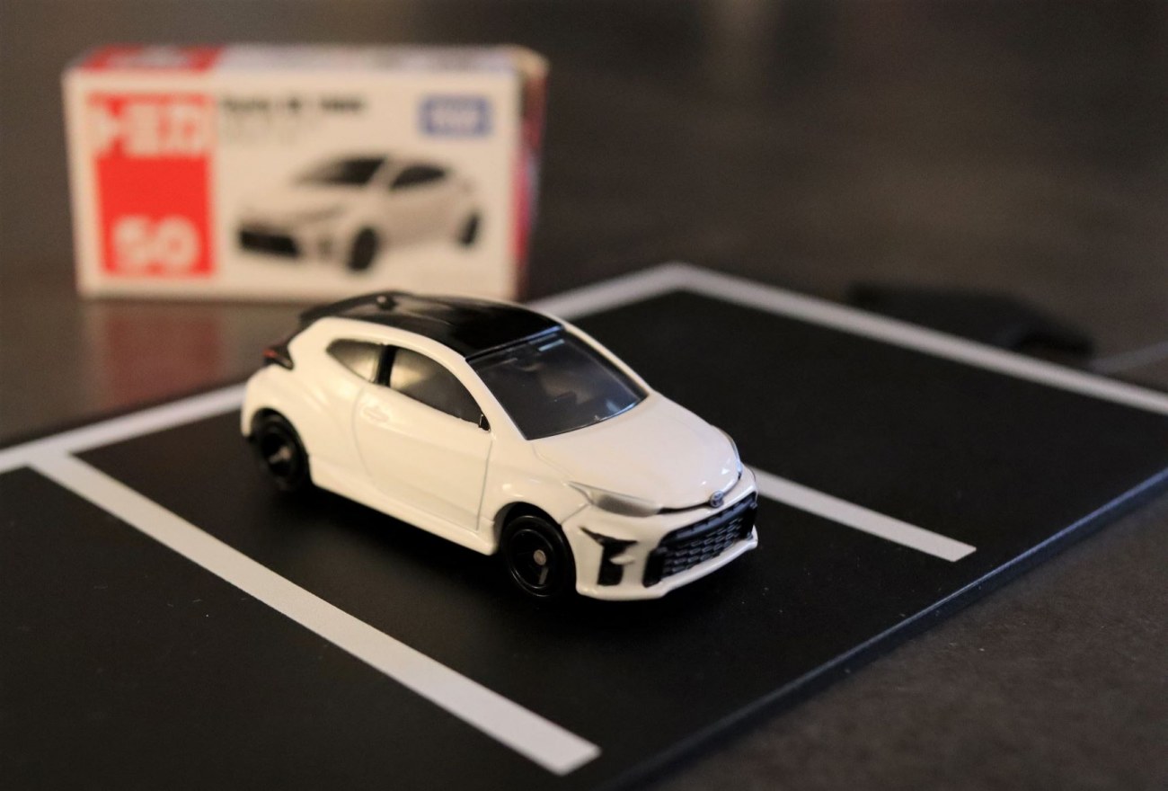 GRYaris.thumb.jpg.d5908716f738600cd59dac05cf1807a6.jpg