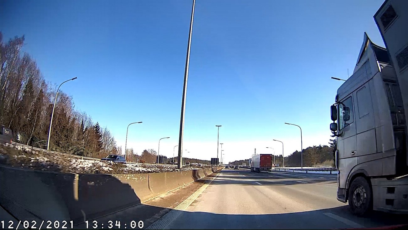 ch0_20210212132930_20210212133430.mp4_snapshot_04.30_[2021.02.15_21.37.59].jpg