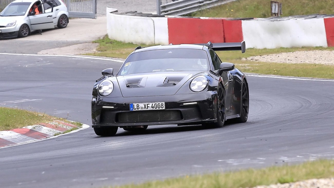Porsche-911-GT3-RS-002.thumb.jpg.ee8c04476929b98c5c07e9a87d851684.jpg