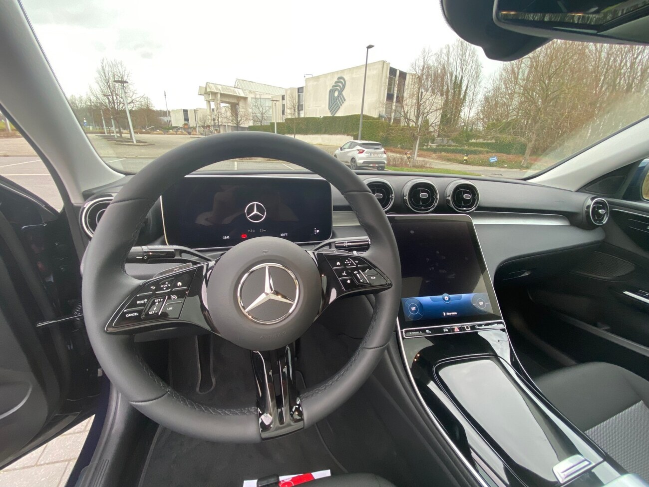 Interior.jpg