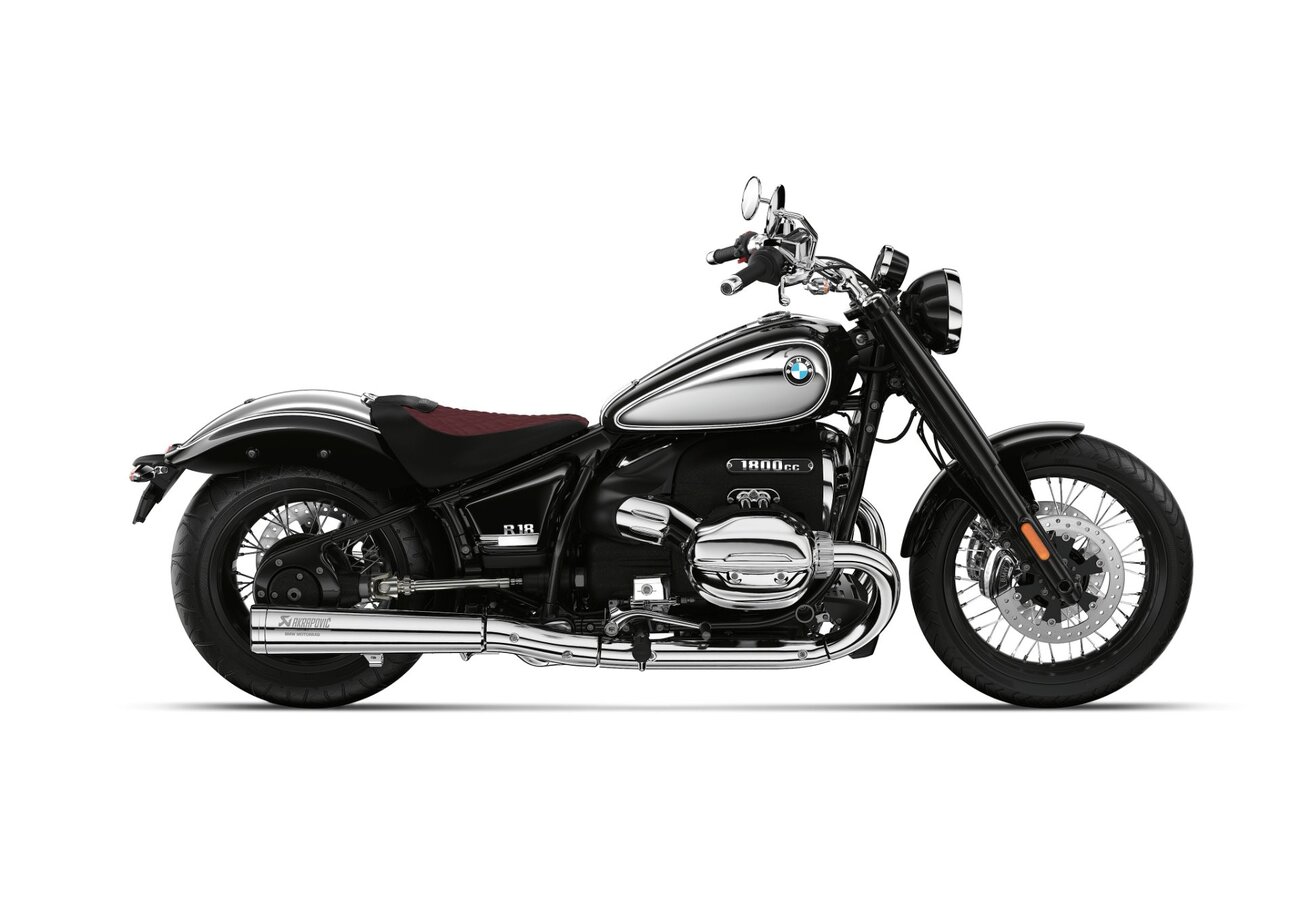 P90490877_highRes_bmw-r-18-100-years-1.thumb.jpg.7660a5e48302a9fcf0e96a284c1264c7.jpg