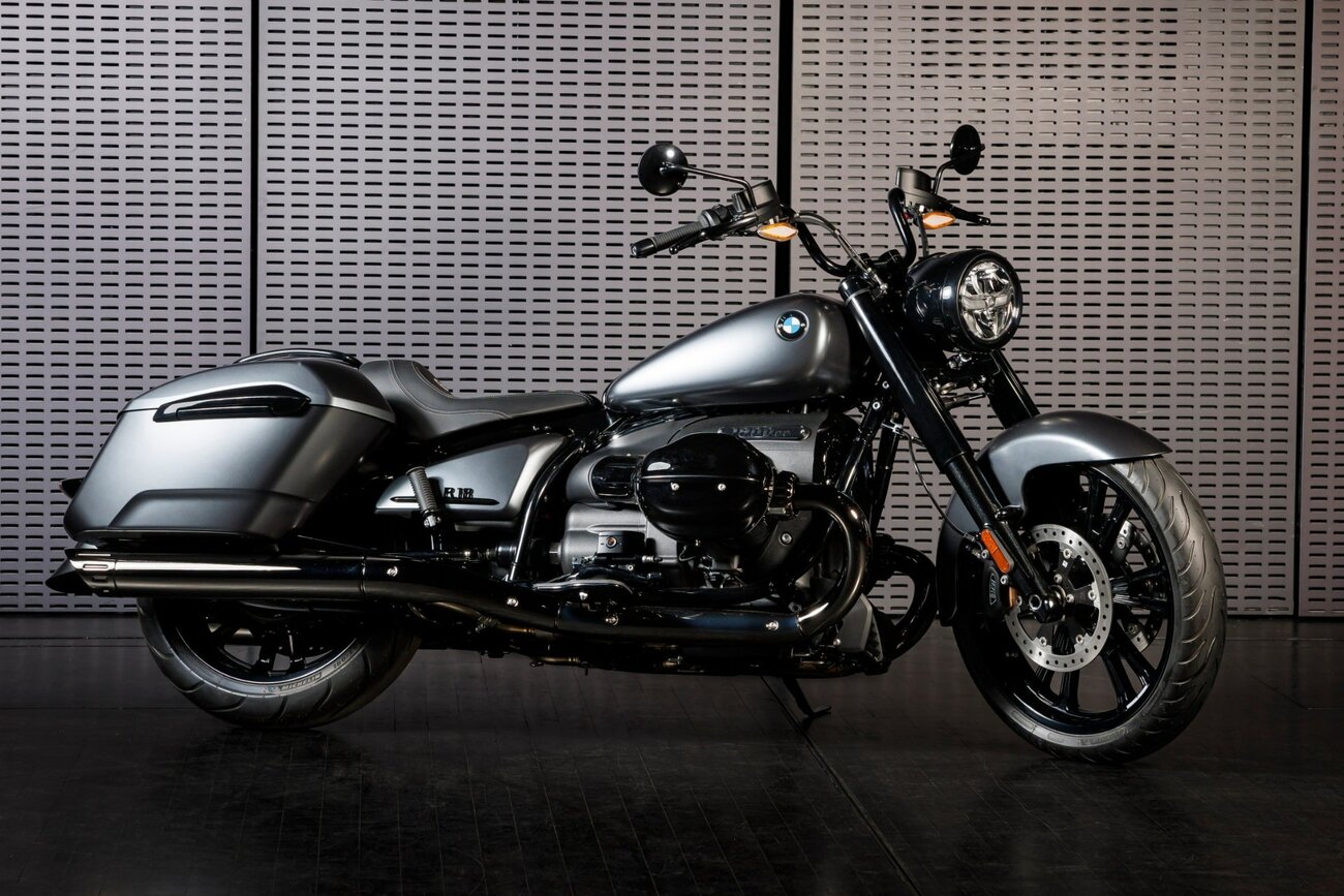 P90503580_lowRes_bmw-r-18-roctane-stu.thumb.jpg.176354797148cc89a7ffe19c1b53df78.jpg