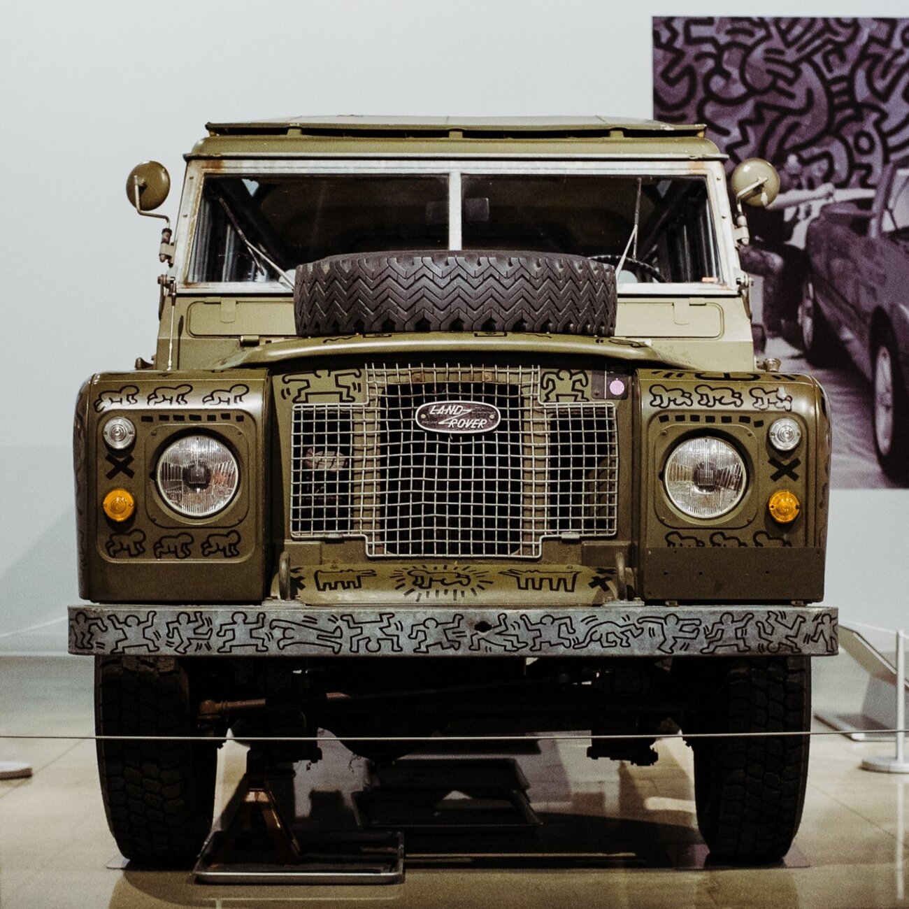 KEITH_HARING_ART_CAR_004-001.jpg