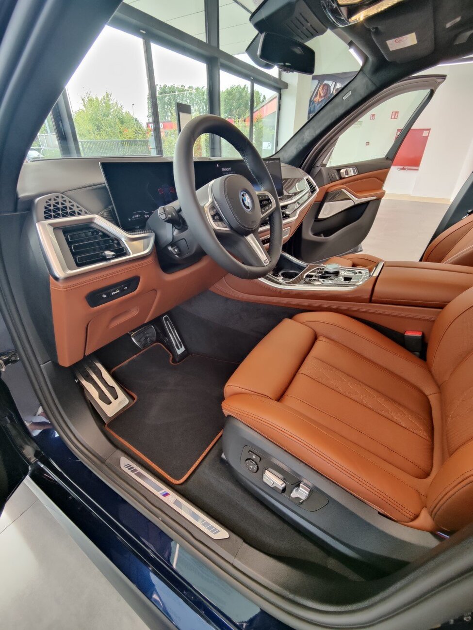 x5-blue-v1-004.jpg