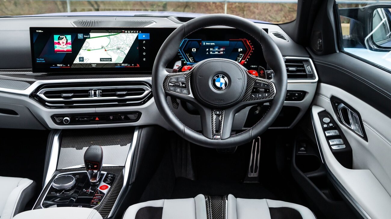 3-BMW-M3-Touring1.thumb.jpg.199e8445d410c024e93e4d66ea50f63b.jpg