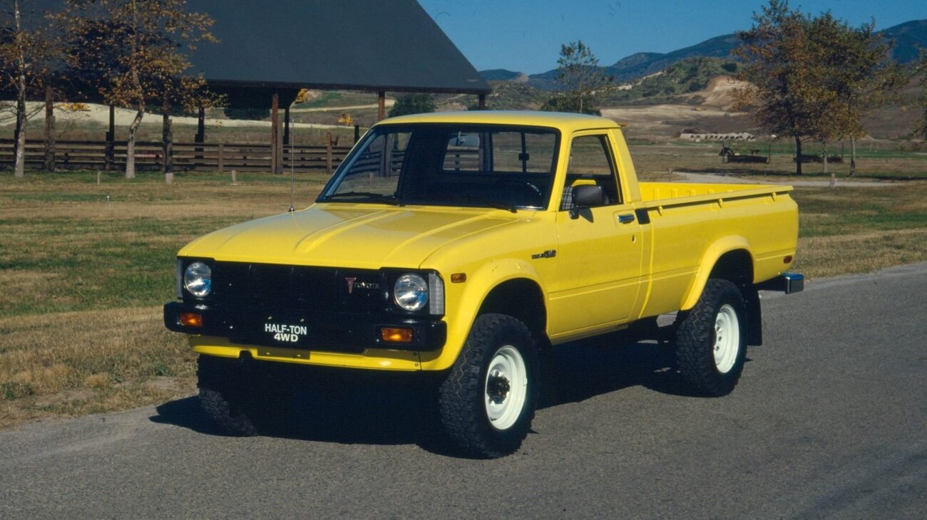 hilux_3rd_007-edited-scaled.thumb.jpg.339effb3d19979497c706bf359267a8c.jpg