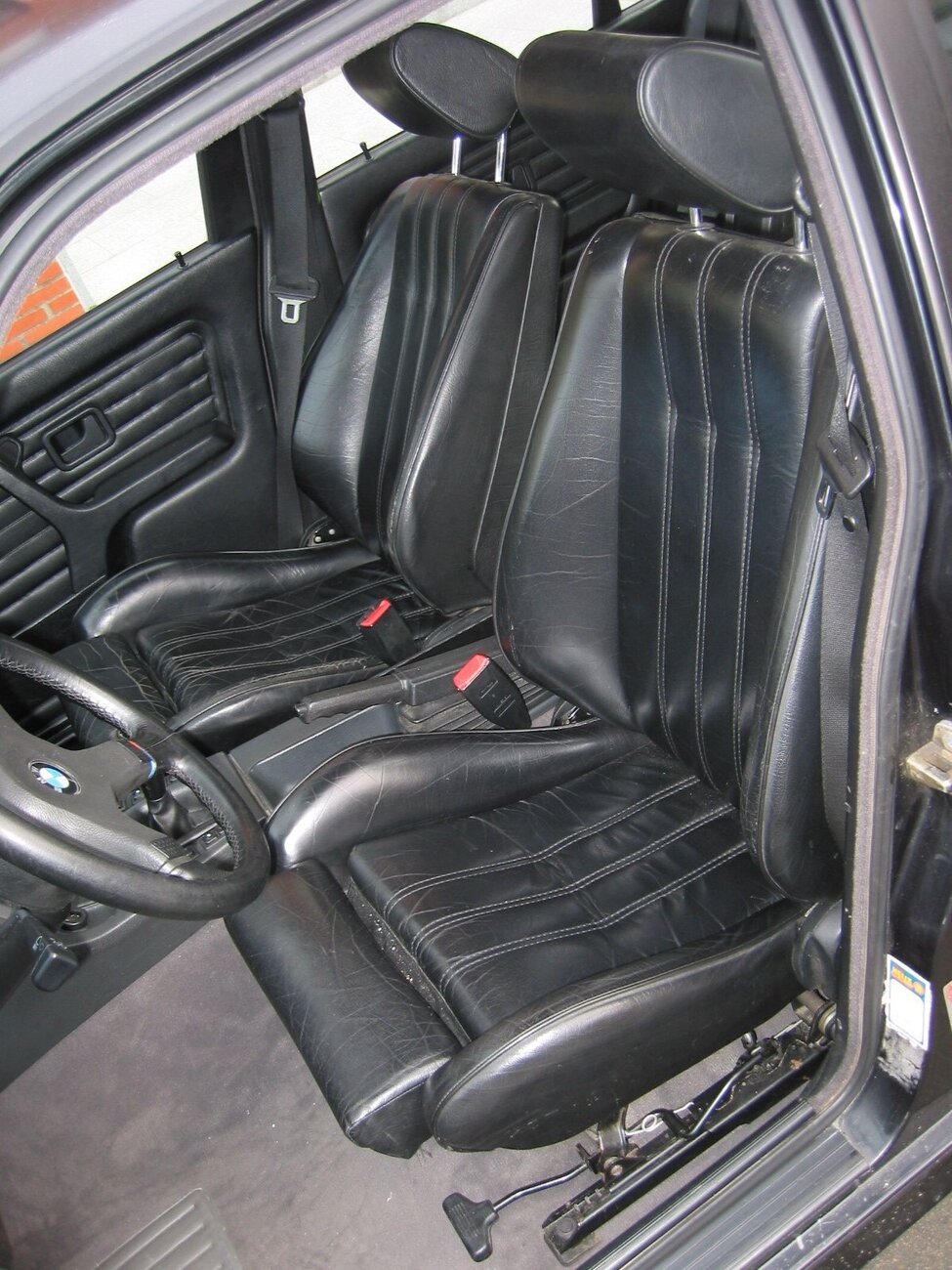 myBMW325itouringe.thumb.JPG.4685946d30eb486b54f0131ec608b00a.JPG