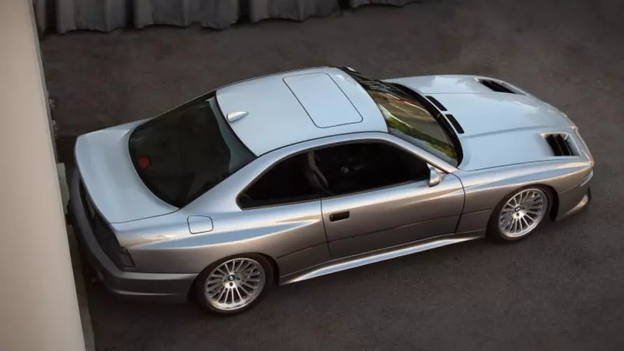 bmw-858-csl-e31-restomod-2024-zilver-rechts-achter-zijkant-boven.webp.08c91c08a430c74a16b36ff25a27b1e2.webp