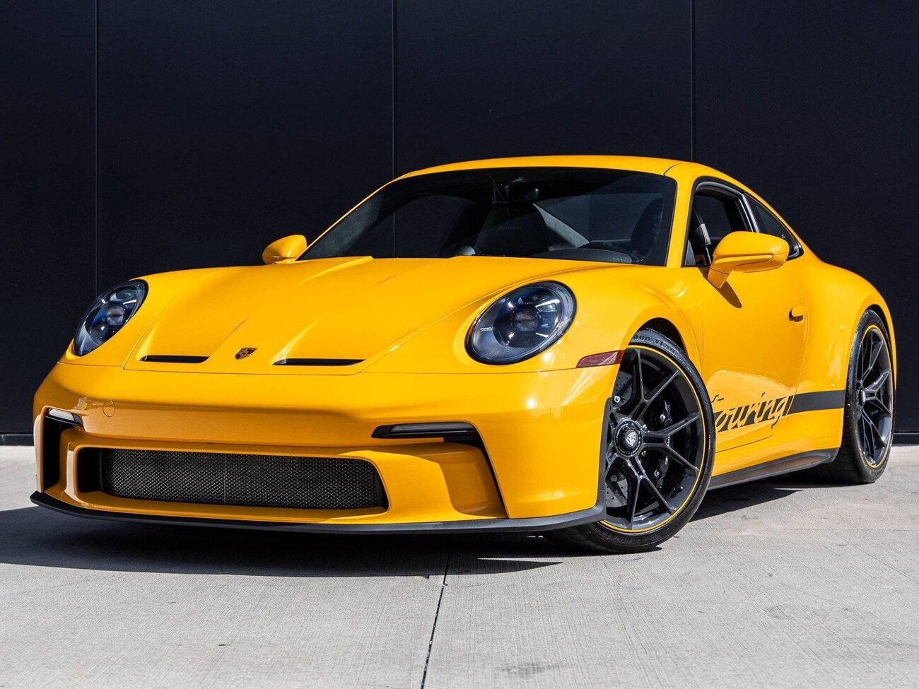 manual-gt3-touring-signal-yellow-v0-x2vkn1zabeqb1.thumb.jpg.9a931fb7e2c5d0a7ec065721c3174e62.jpg
