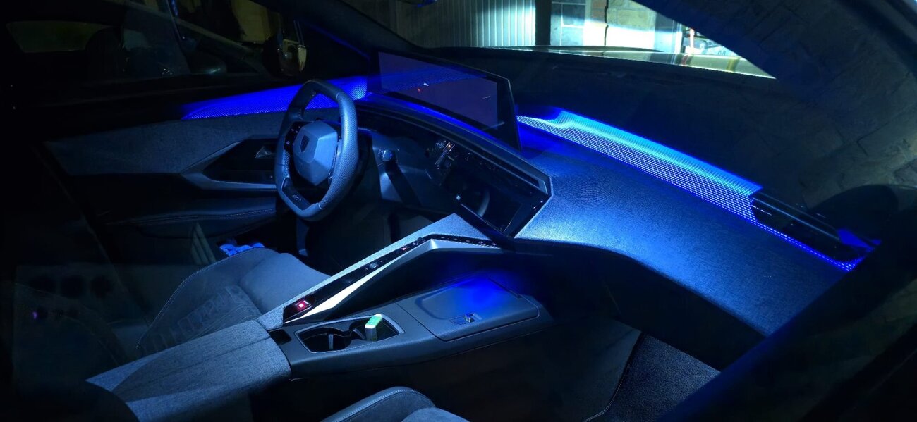 E3008-2.jpeg