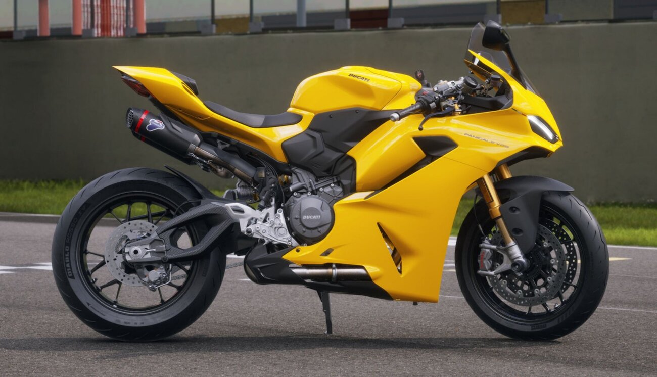 2025-11-09 19_48_32-Ducati Configurator — Mozilla Firefox.jpg