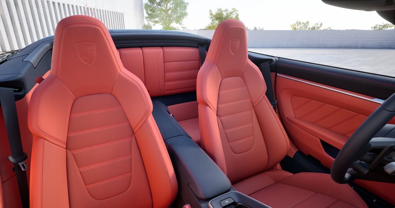 911CarreraGTSCabriolet(5).thumb.jpeg.ddd4016268c1e1a9757f3f4360018678.jpeg